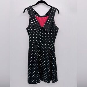 Eliza J black polka dot midi length woman classic Doris Day sleeveless dress. 12